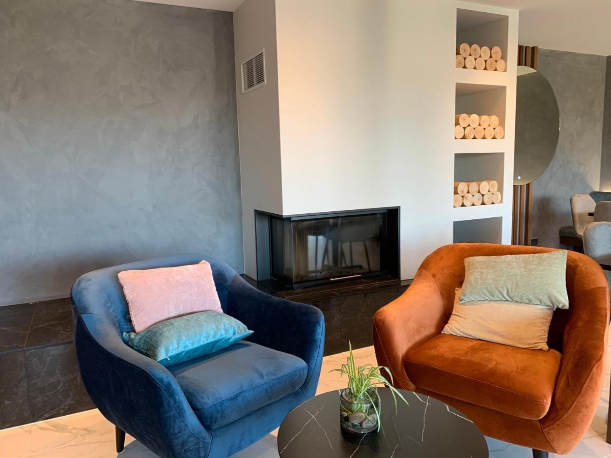 Galaxy Boutique Hotel レイク・テカポ エクステリア 写真 The interior of the lounge