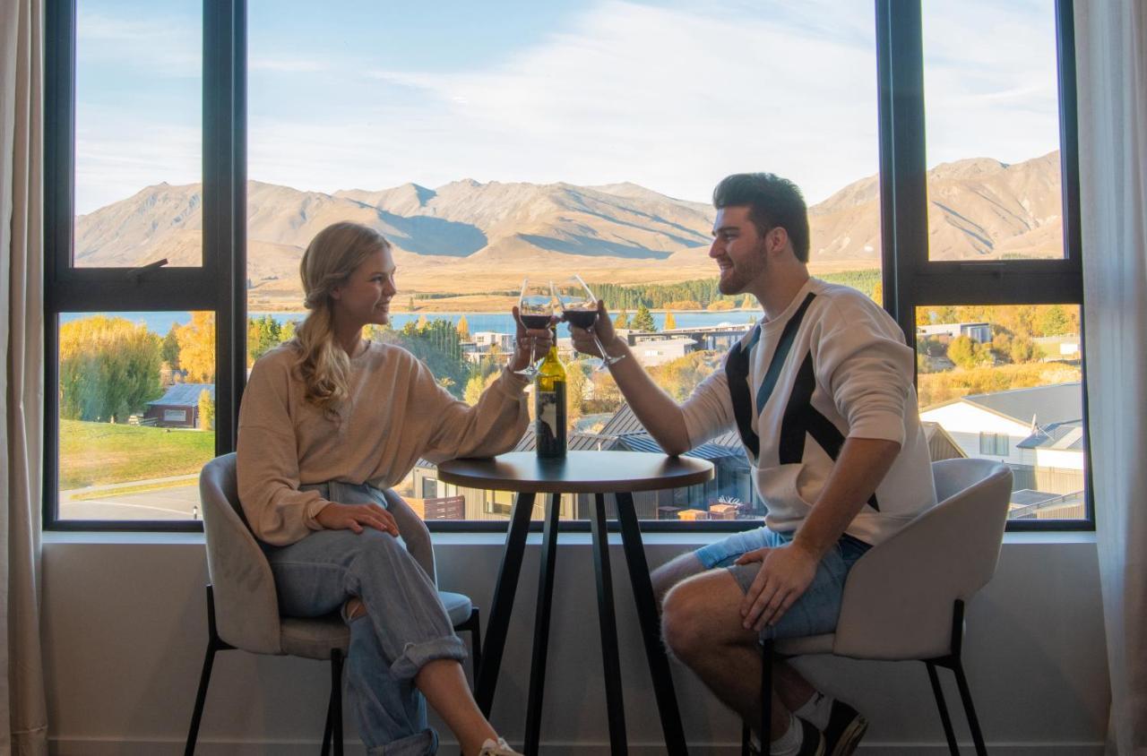 Galaxy Boutique Hotel レイク・テカポ エクステリア 写真 The Terrace Bar