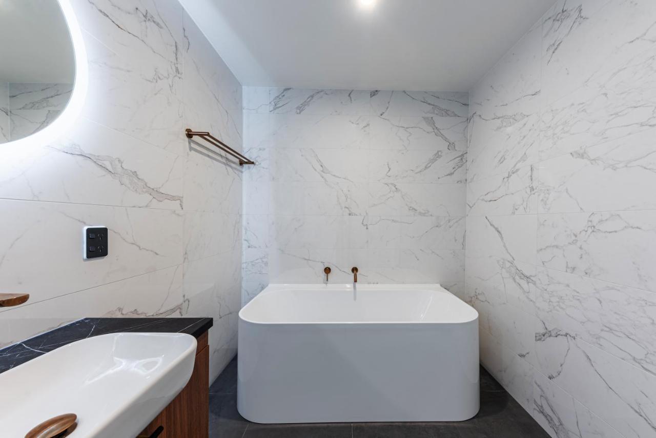 Galaxy Boutique Hotel レイク・テカポ エクステリア 写真 Bathroom